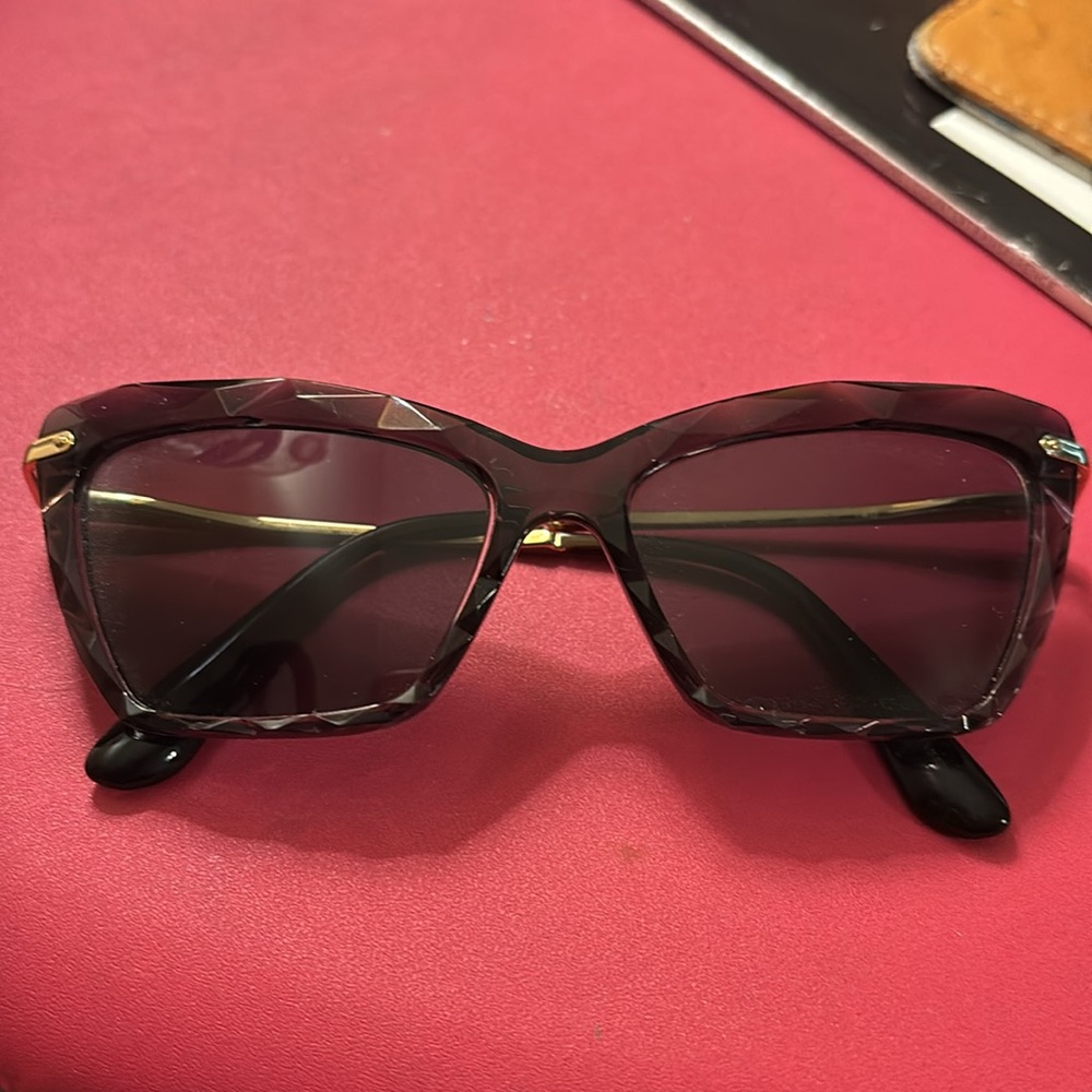 EUC Dolce & Gabbana Brown/Black Cat-Eye Sunglasses with case
